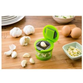 Multifunction Plastic Garlic Press Presser Crusher Slicer Grater Dicing Slicing and Storage Kitchen Vegetable Tool